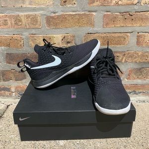 Lebron Witness 3 Size 10.5 *I DO TAKE TRADES*
